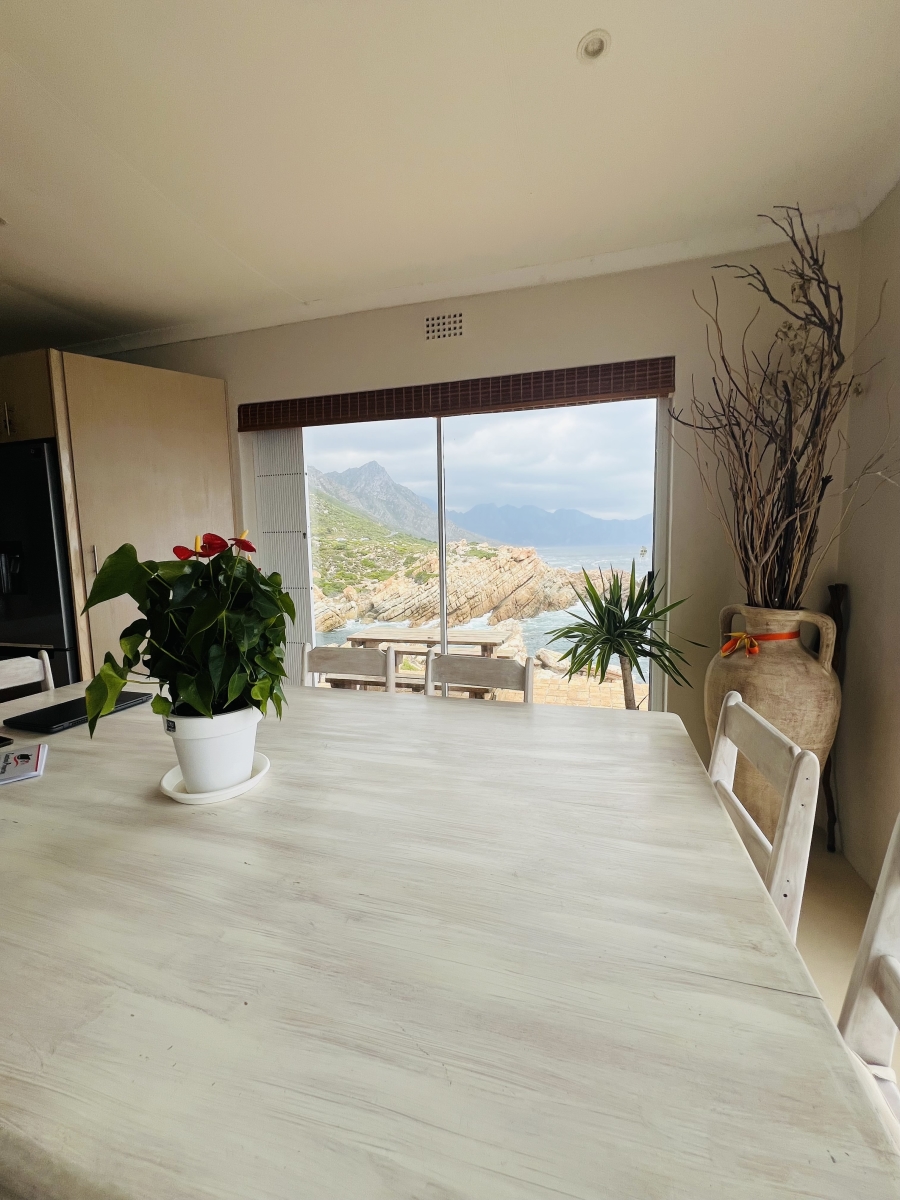 To Let 2 Bedroom Property for Rent in Steenbras Western Cape